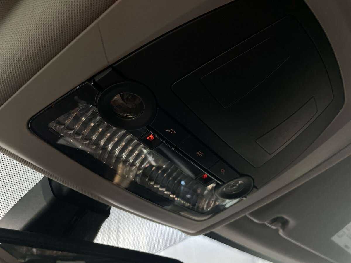 BMW 5 серии 2012 года с пробегом. Фото: #16