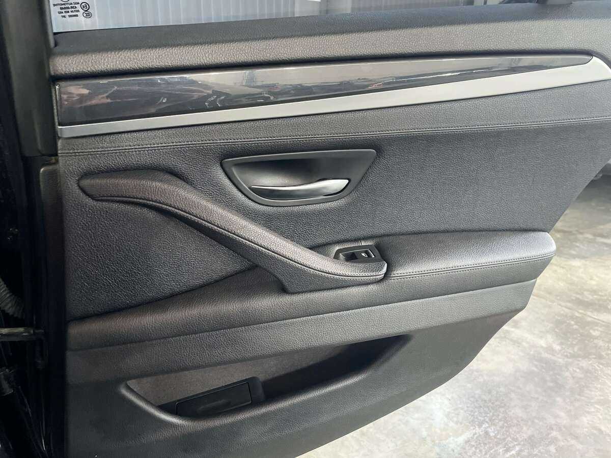 BMW 5 серии 2012 года с пробегом. Фото: #26