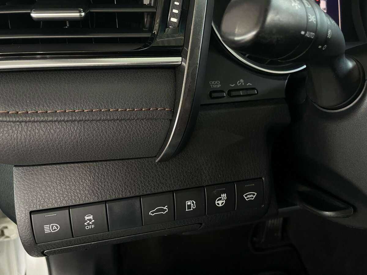 Toyota Camry 2018 года с пробегом. Фото: #14