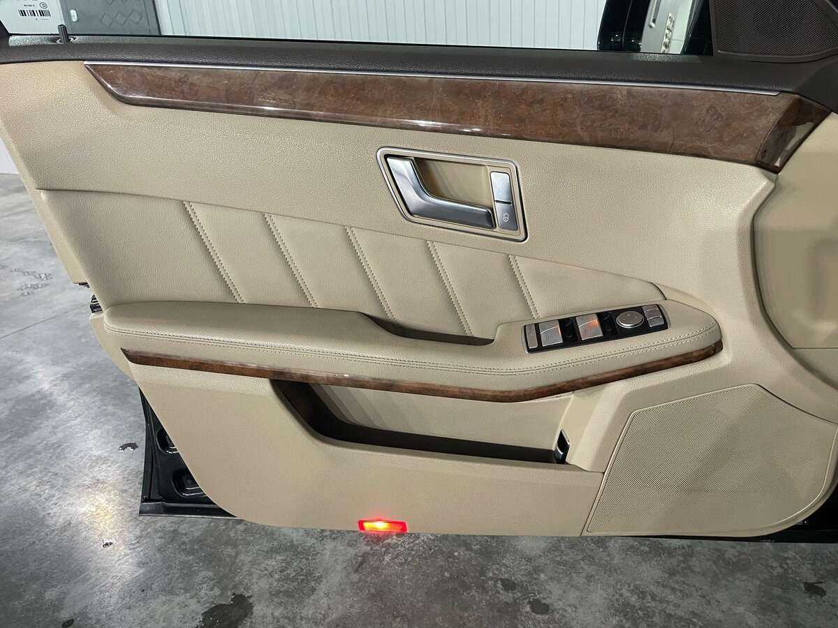 Mercedes-Benz E-Класс 2012 года с пробегом. Фото: #7