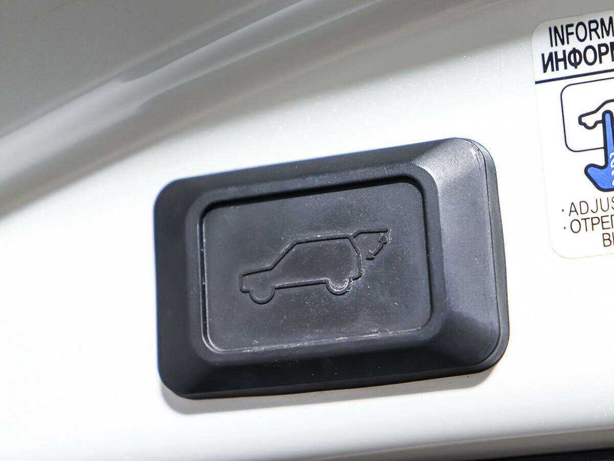 Toyota RAV4 2018 года с пробегом. Фото: #20