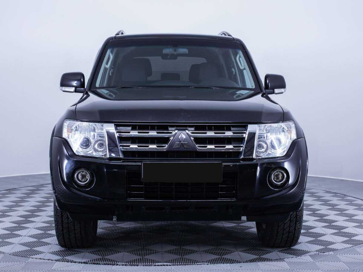 Mitsubishi Pajero 2012 года с пробегом. Фото: #1