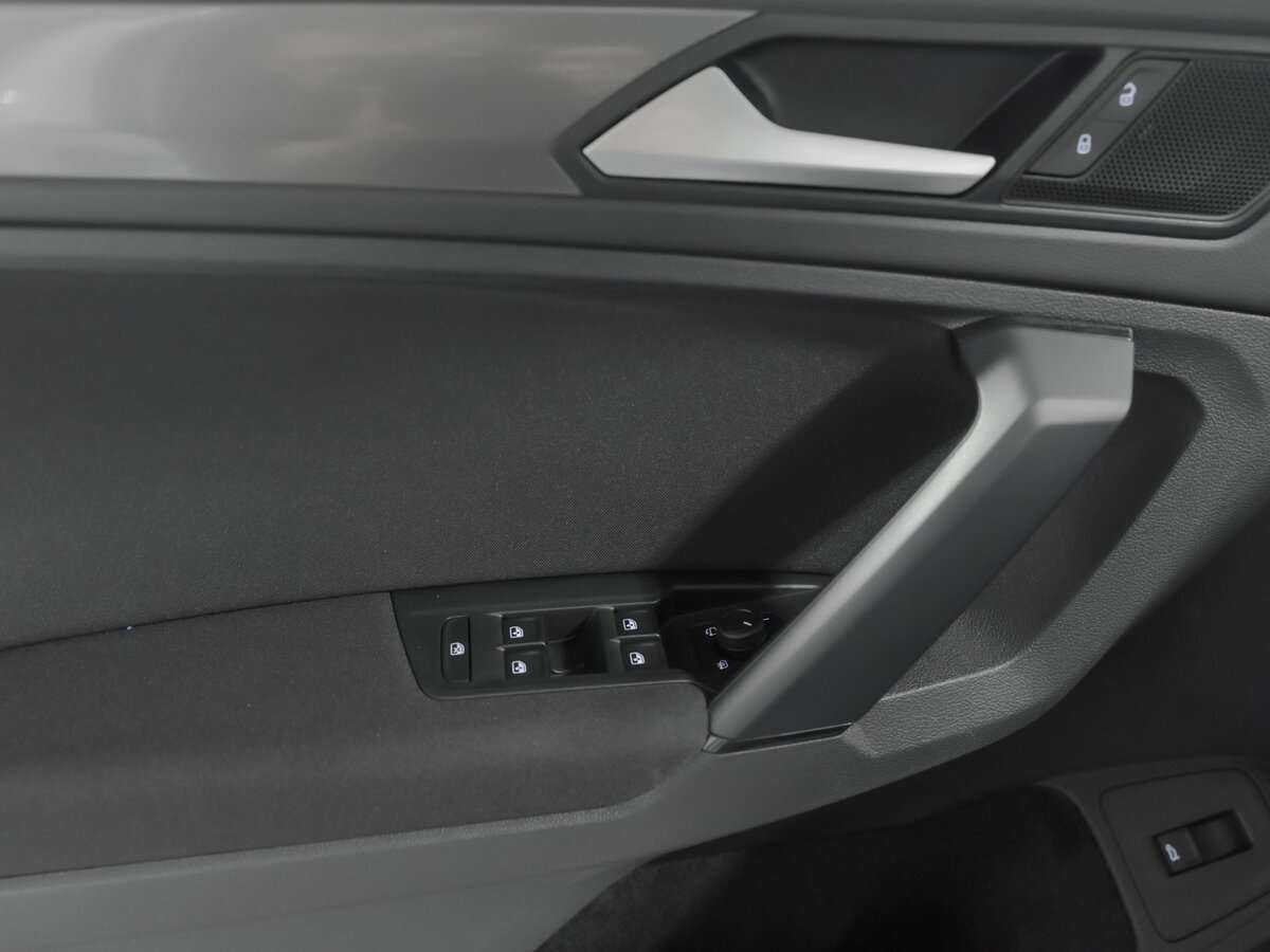 Volkswagen Tiguan 2020 года с пробегом. Фото: #10