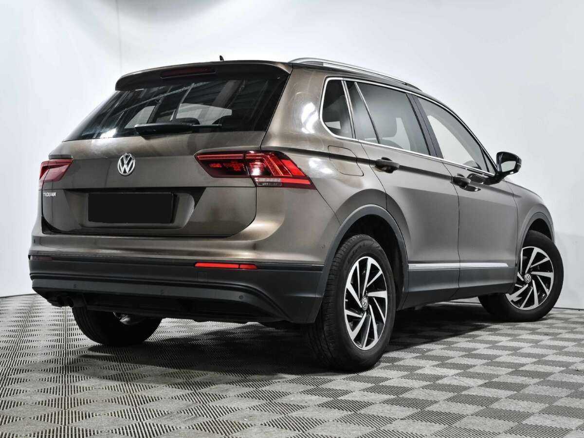 Volkswagen Tiguan 2018 года с пробегом. Фото: #2