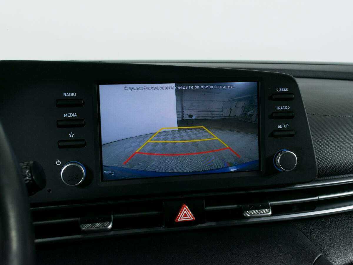 Hyundai Elantra 2021 года с пробегом. Фото: #13