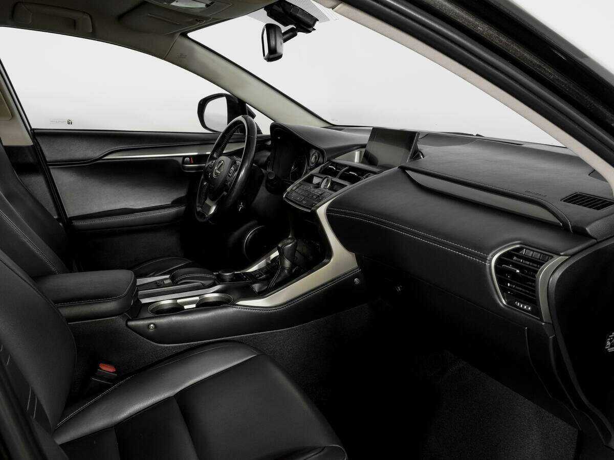 Lexus NX 2015 года с пробегом. Фото: #8