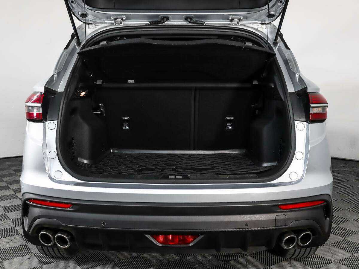 Geely Coolray 2022 года с пробегом. Фото: #11