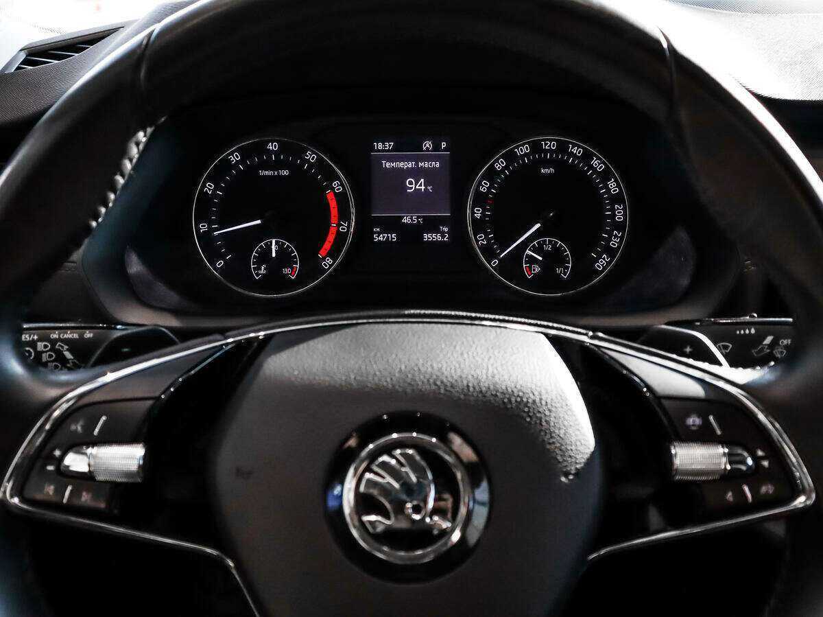 Skoda Octavia 2021 года с пробегом. Фото: #15