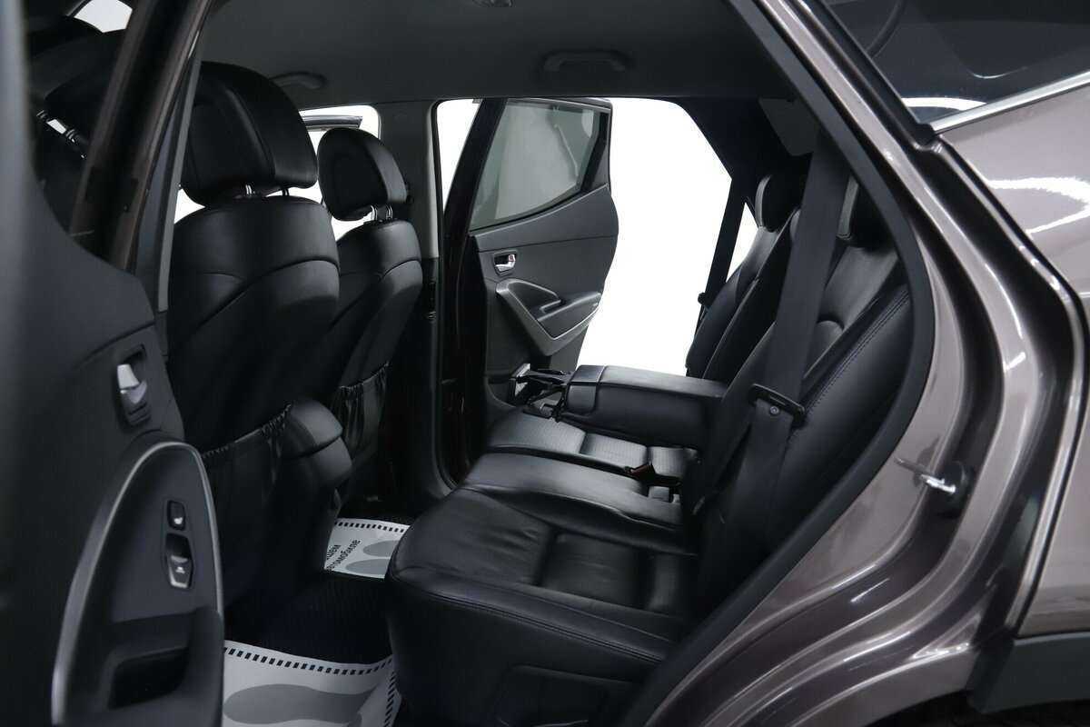 Hyundai Santa Fe 2015 года с пробегом. Фото: #22