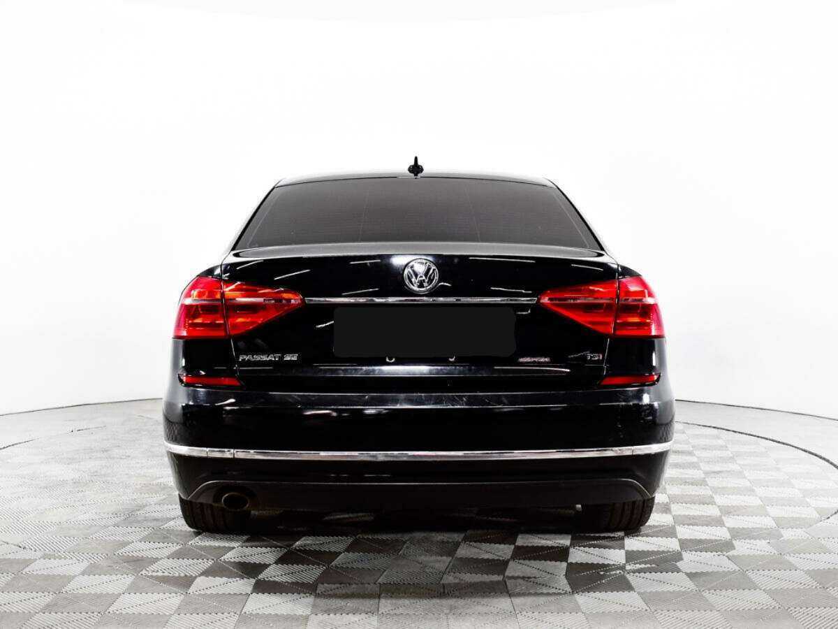 Volkswagen Passat 2016 года с пробегом. Фото: #5