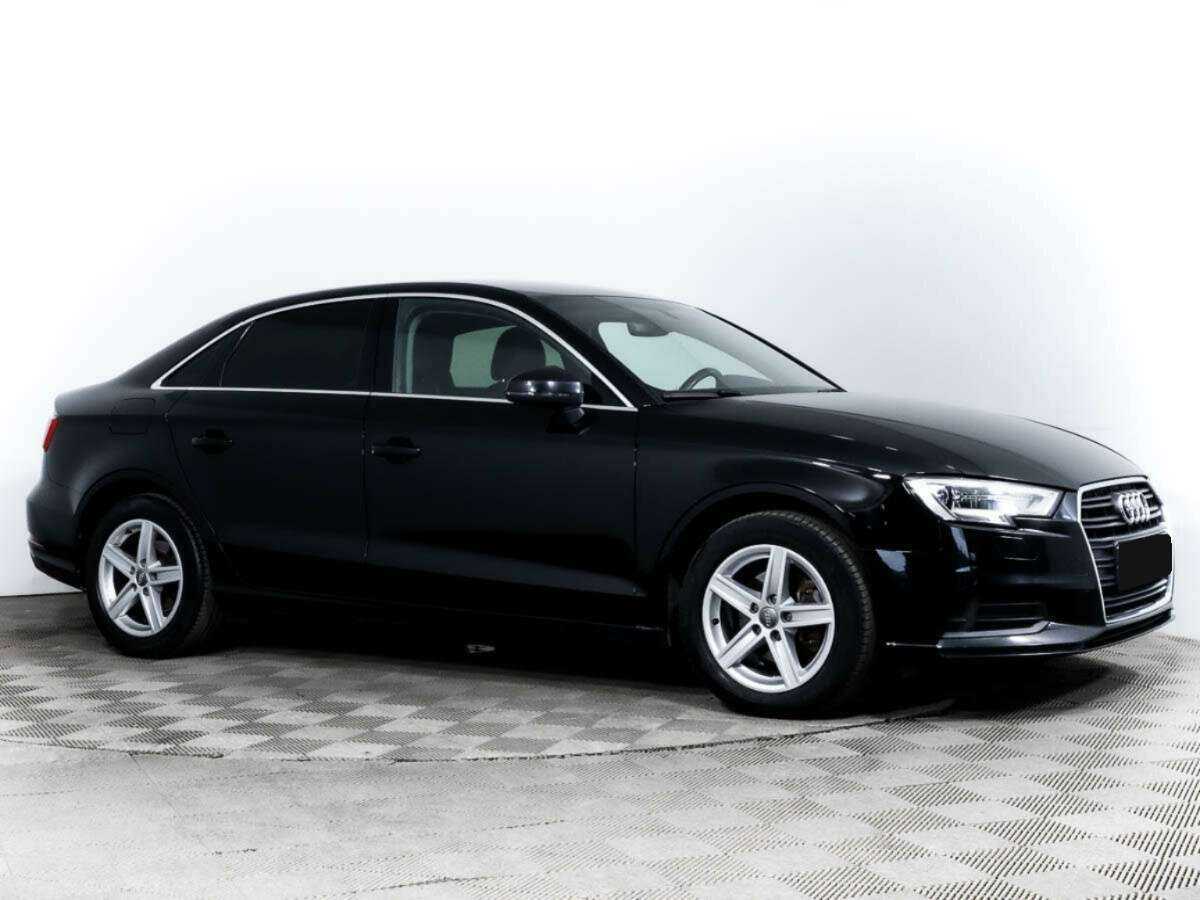 Audi A3 2018 года с пробегом. Фото: #1