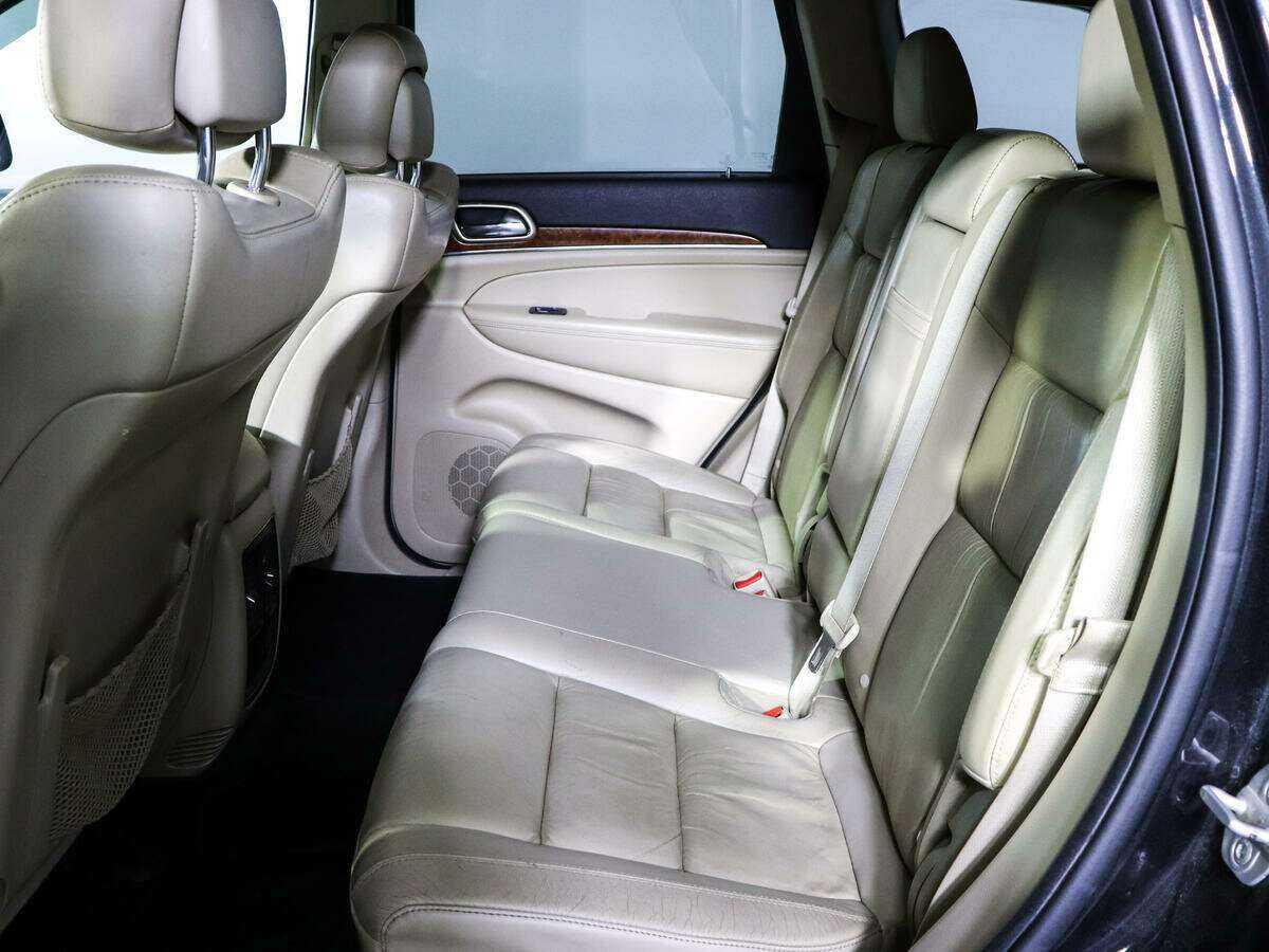 Jeep Grand Cherokee 2012 года с пробегом. Фото: #7