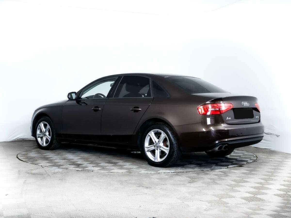 Audi A4 2015 года с пробегом. Фото: #4
