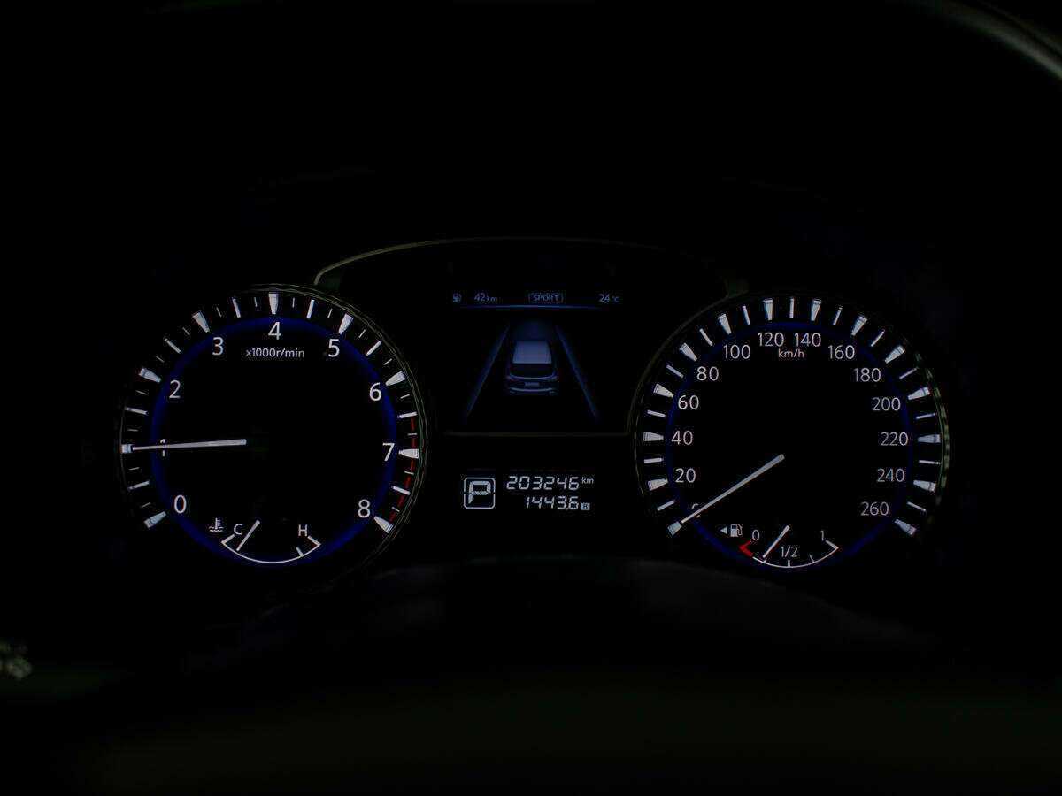 Infiniti QX60 2019 года с пробегом. Фото: #8