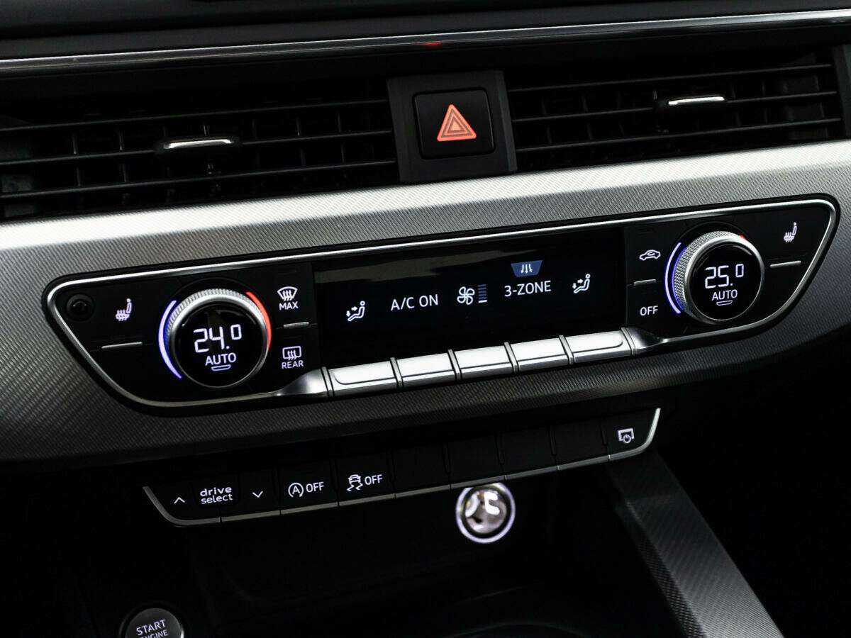 Audi A4 2015 года с пробегом. Фото: #13