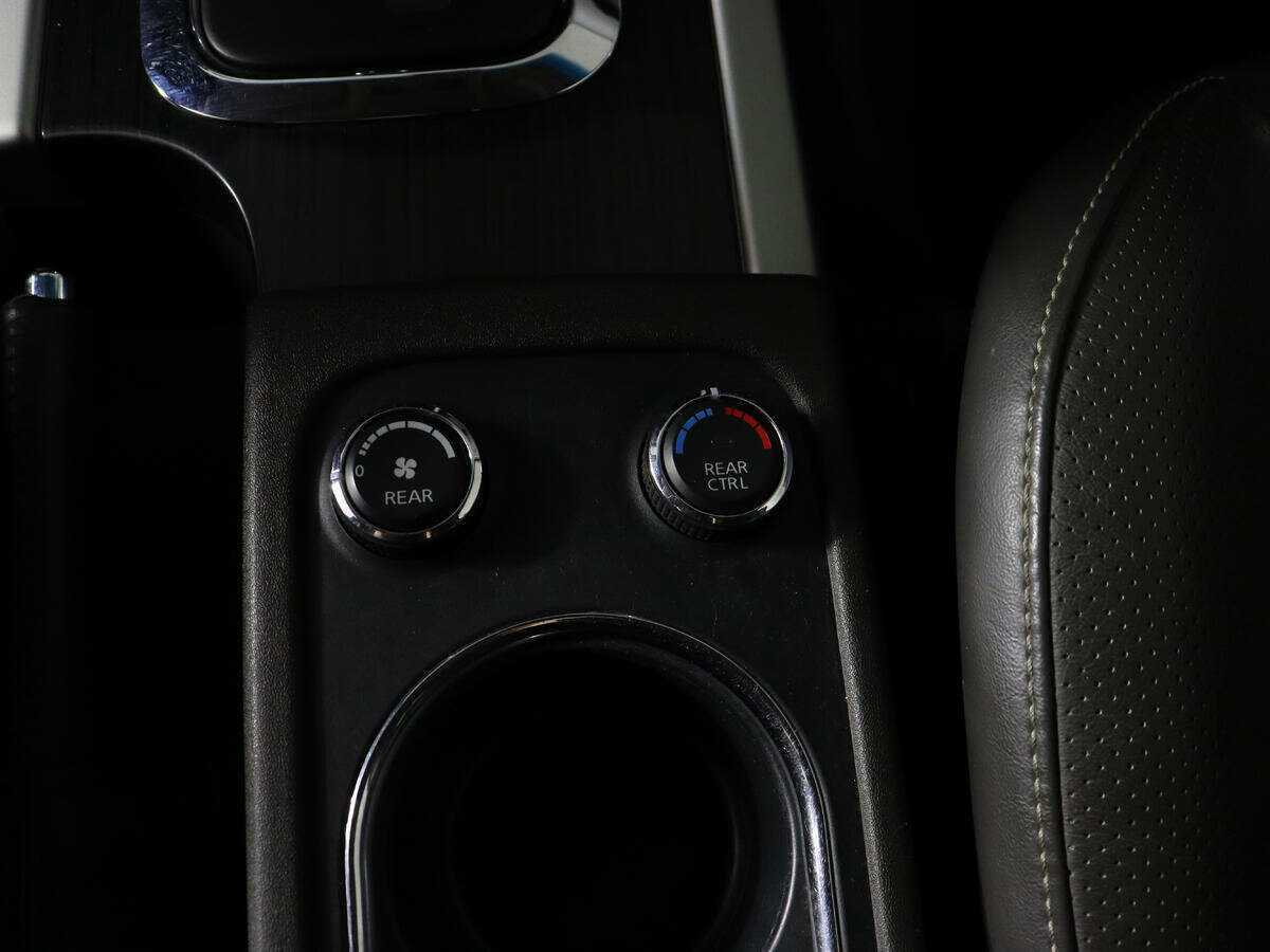 Nissan Pathfinder 2013 года с пробегом. Фото: #18