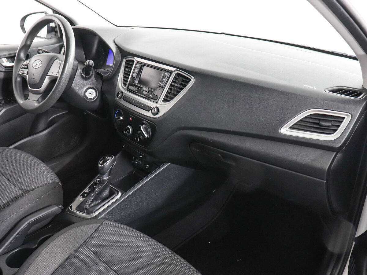 Hyundai Accent 2022 года с пробегом. Фото: #9