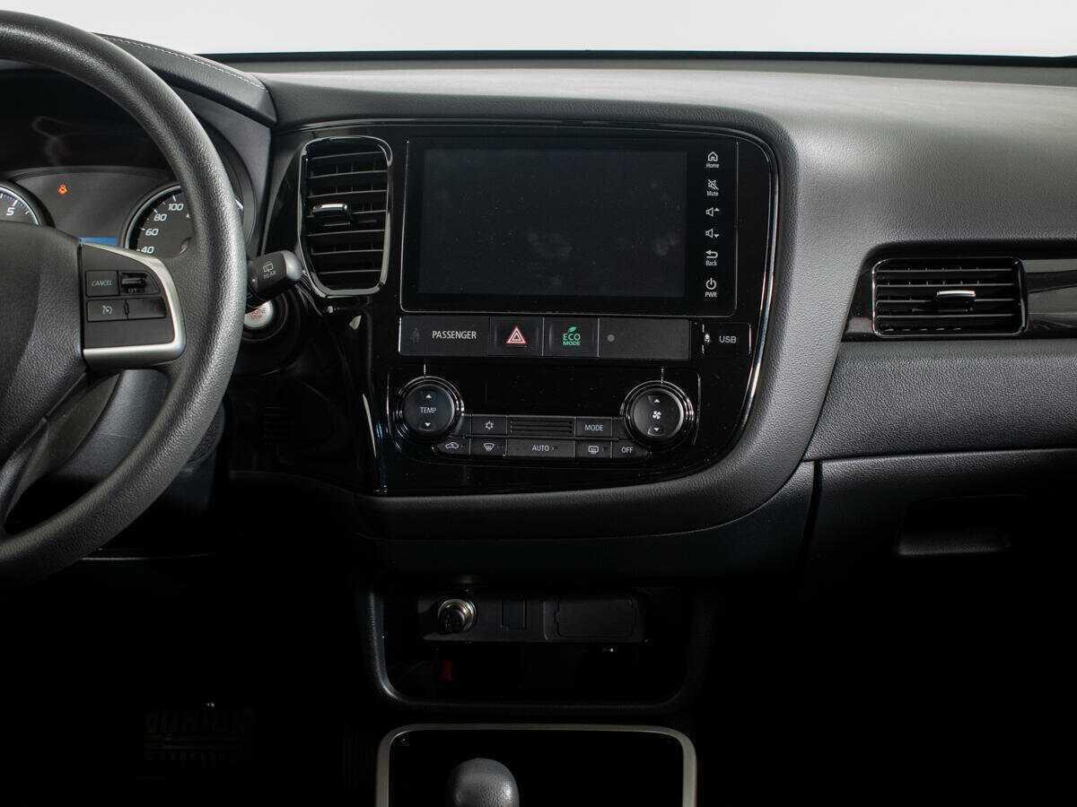 Mitsubishi Outlander 2022 года с пробегом. Фото: #9
