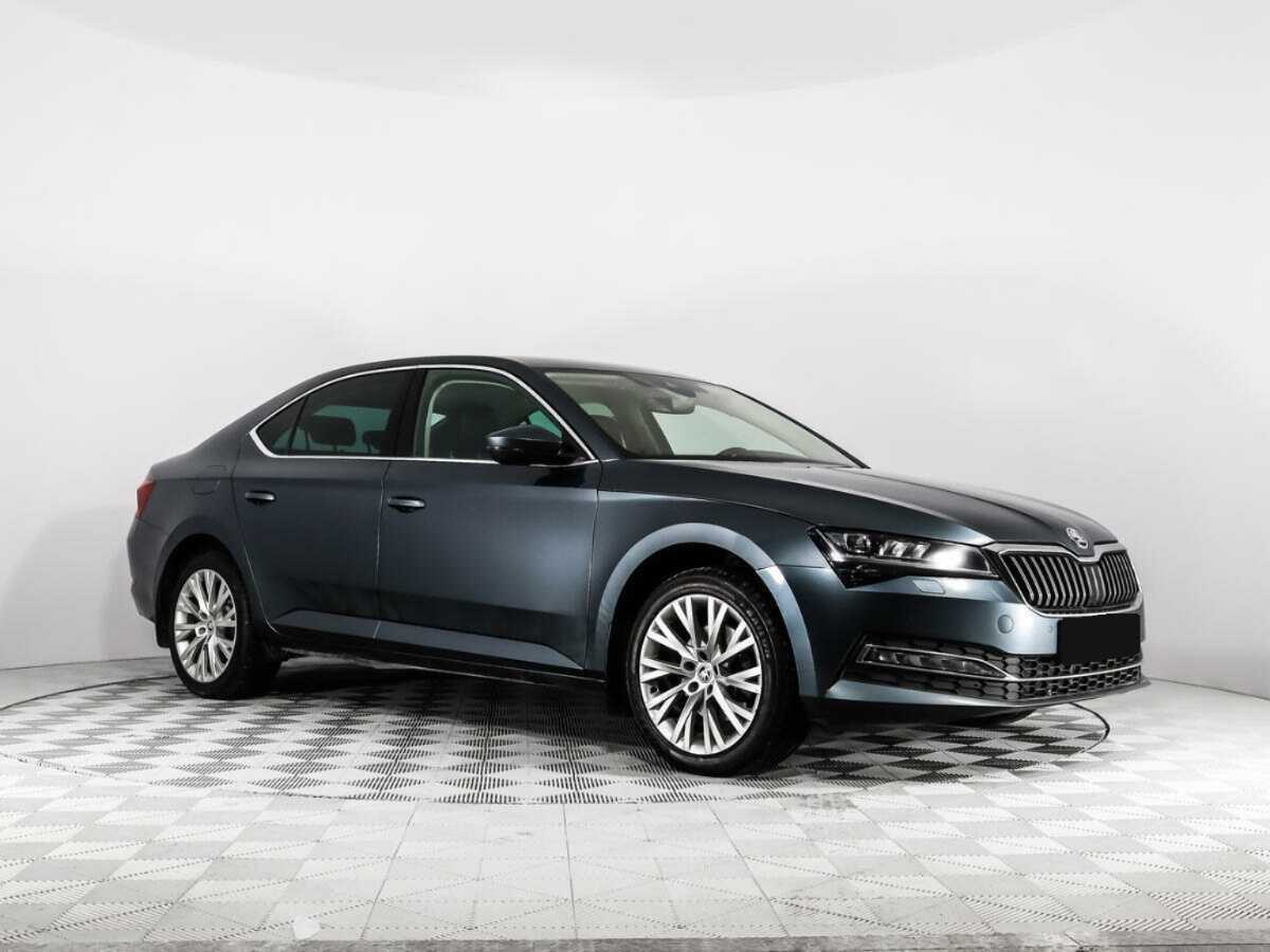 Skoda Superb 2019 года с пробегом. Фото: #2