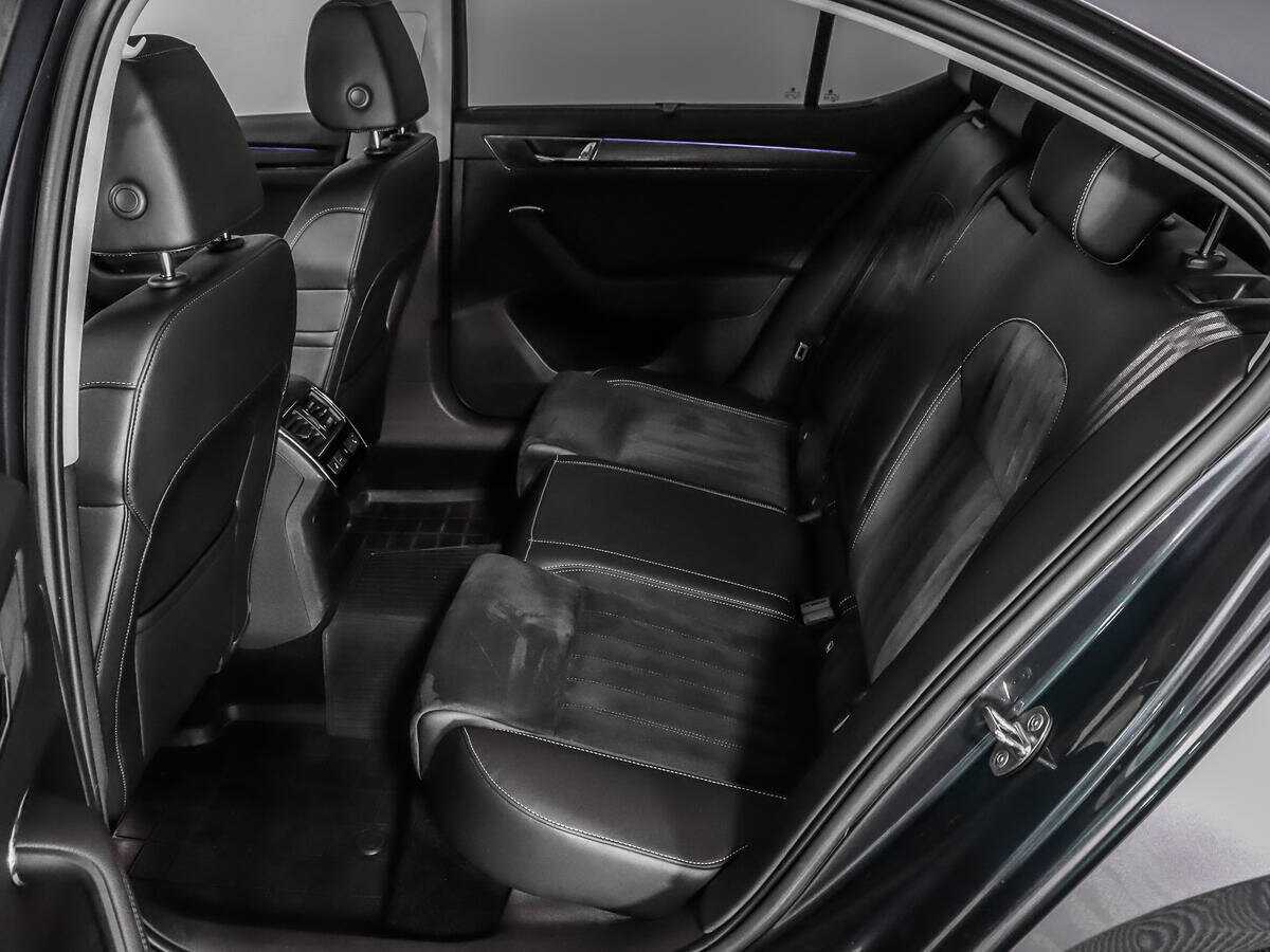Skoda Superb 2019 года с пробегом. Фото: #13