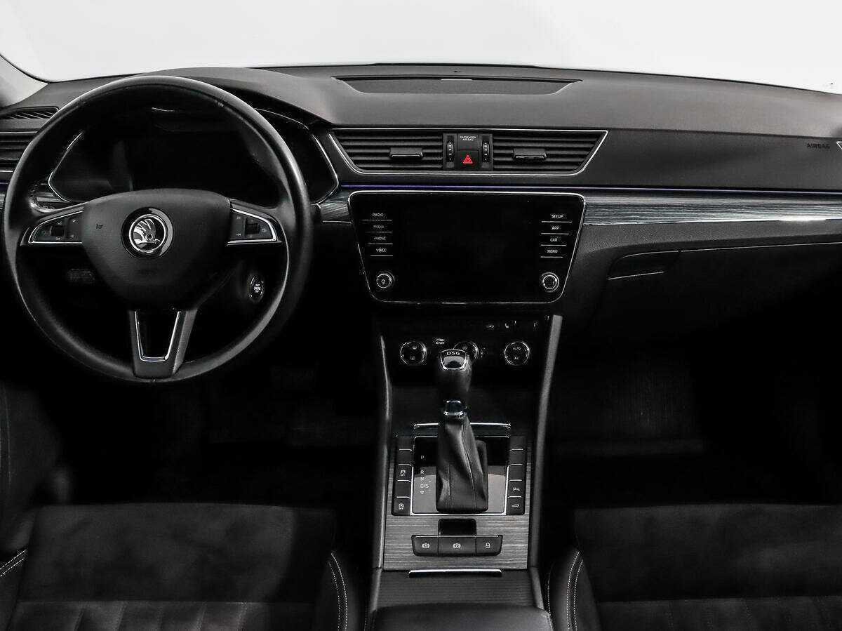 Skoda Superb 2019 года с пробегом. Фото: #16