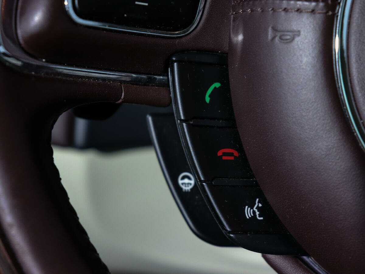 Jaguar XJ 2014 года с пробегом. Фото: #31