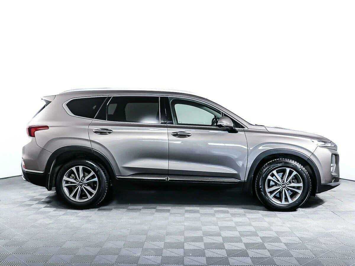 Hyundai Santa Fe 2019 года с пробегом. Фото: #3