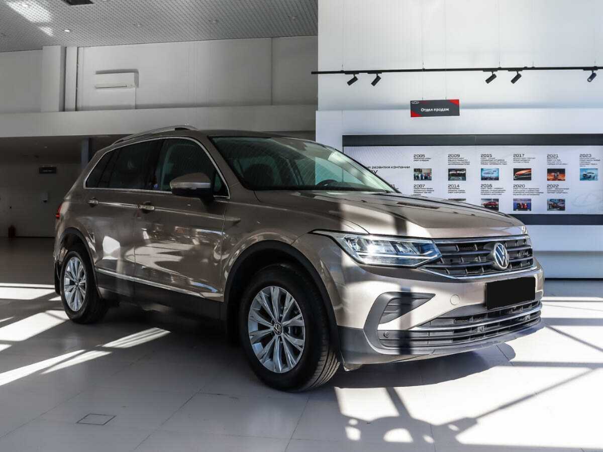 Volkswagen Tiguan 2021 года с пробегом. Фото: #2