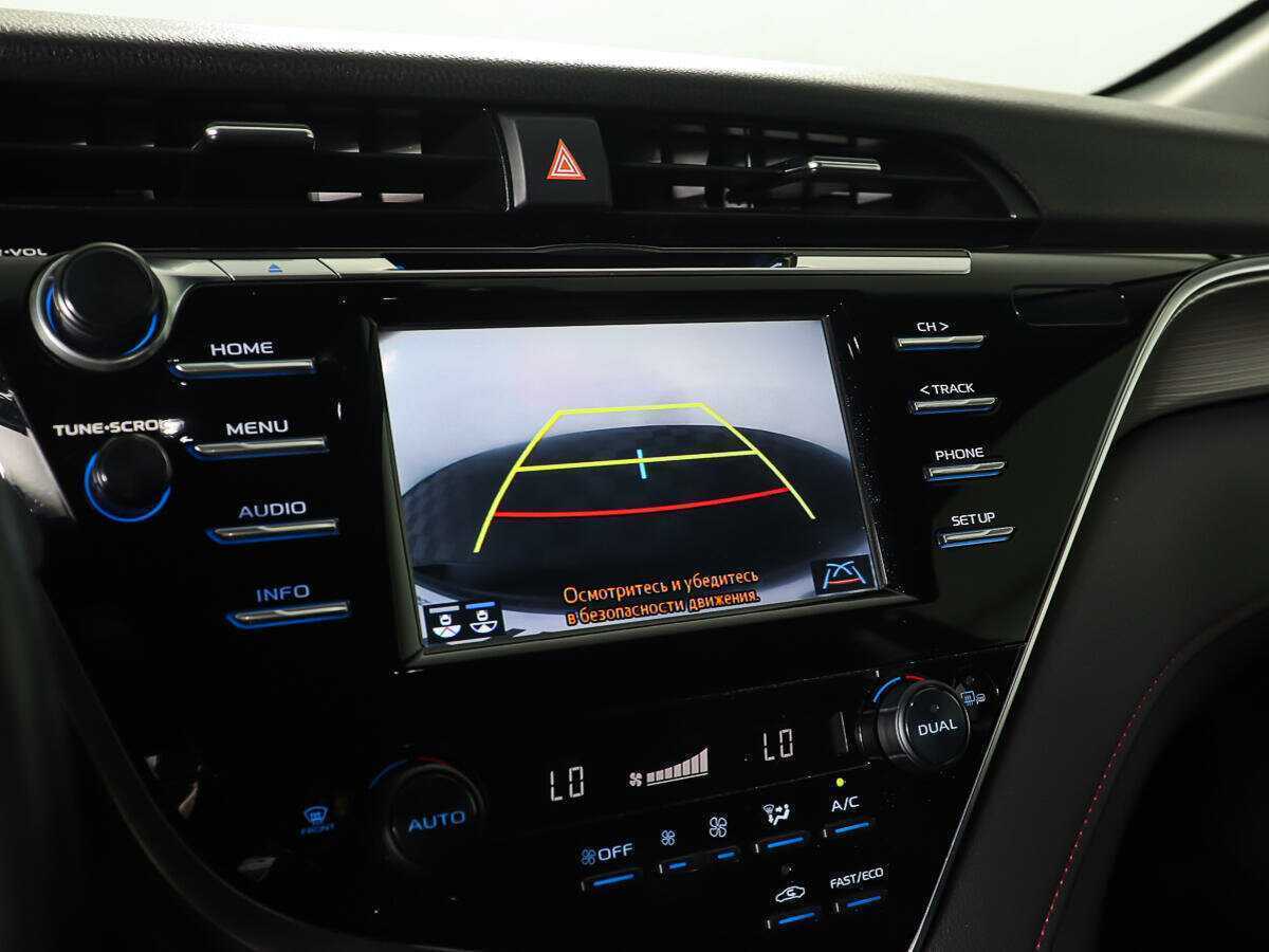 Toyota Camry 2020 года с пробегом. Фото: #18