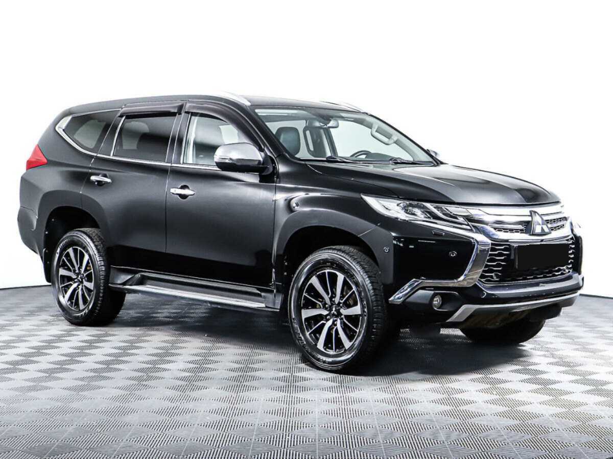Mitsubishi Pajero Sport 2018 года с пробегом. Фото: #2
