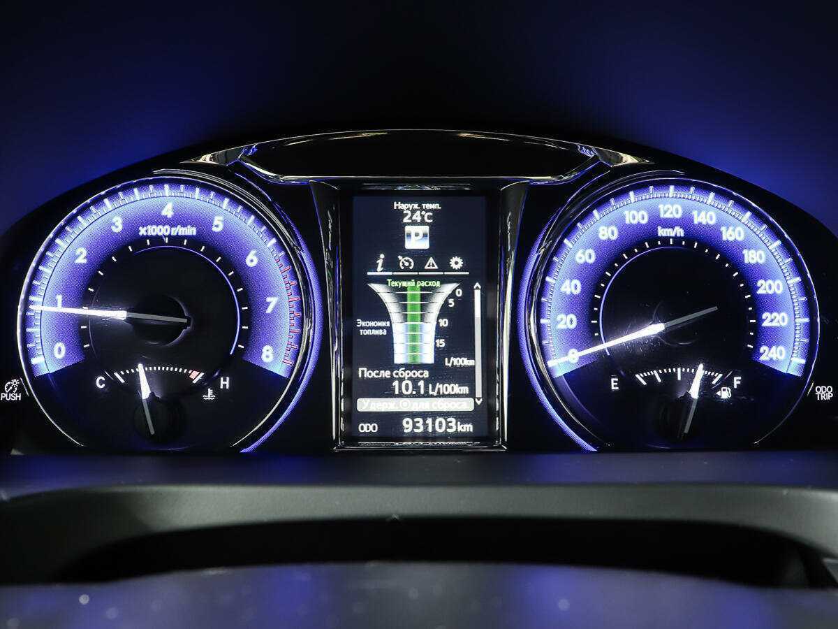 Toyota Camry 2017 года с пробегом. Фото: #15