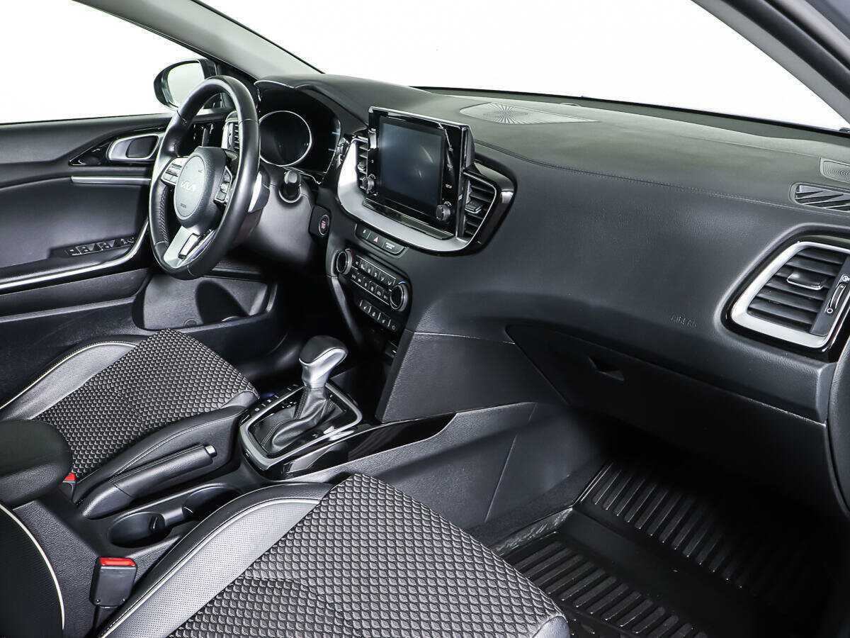 Kia Ceed 2022 года с пробегом. Фото: #8