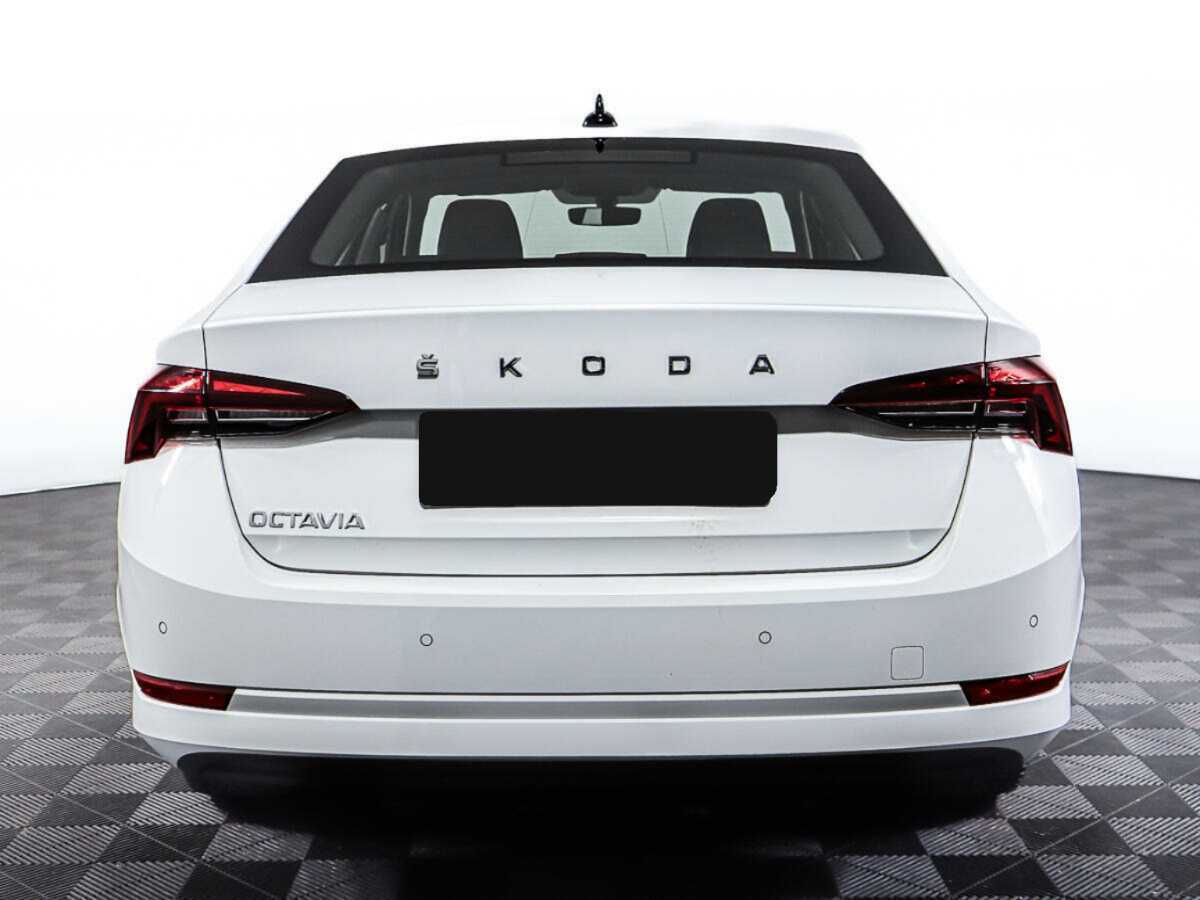 Skoda Octavia 2021 года с пробегом. Фото: #4
