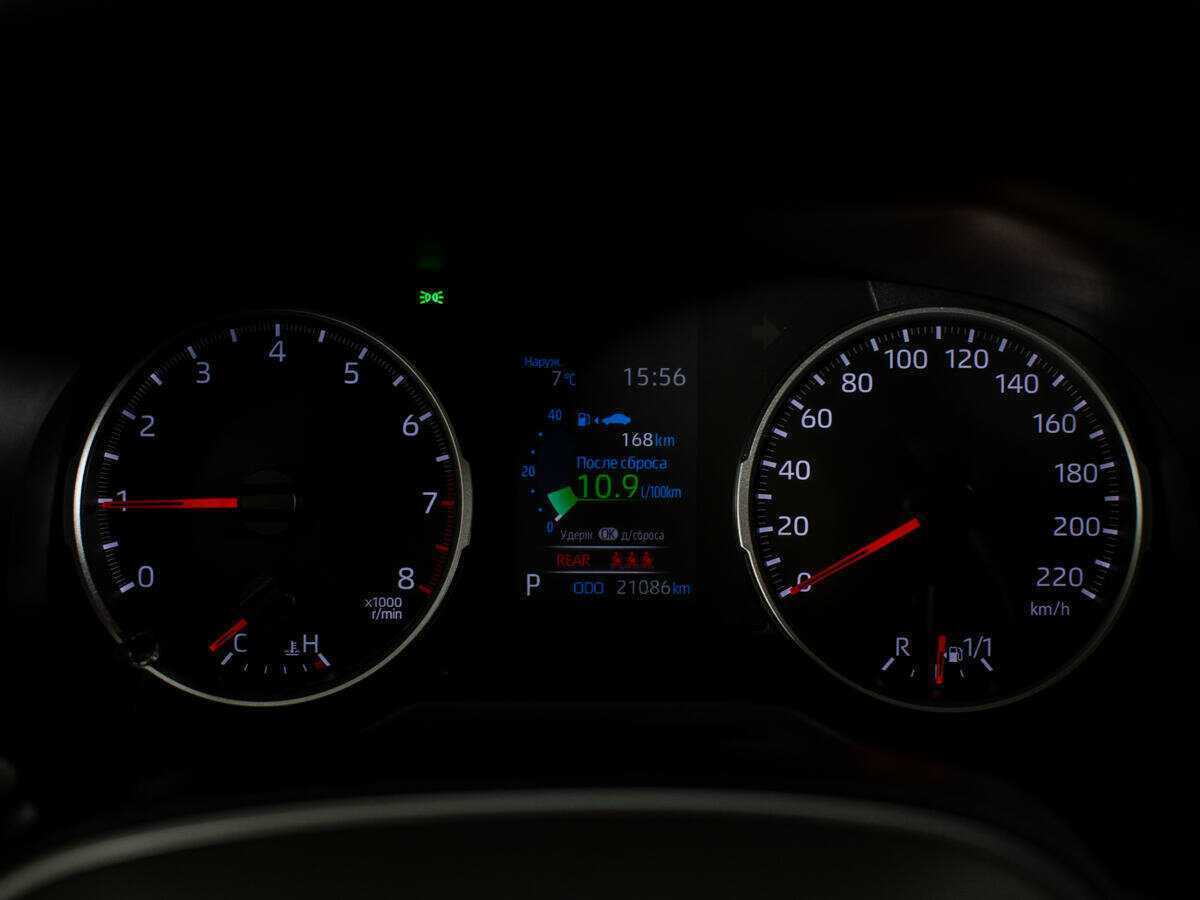 Toyota RAV4 2020 года с пробегом. Фото: #11