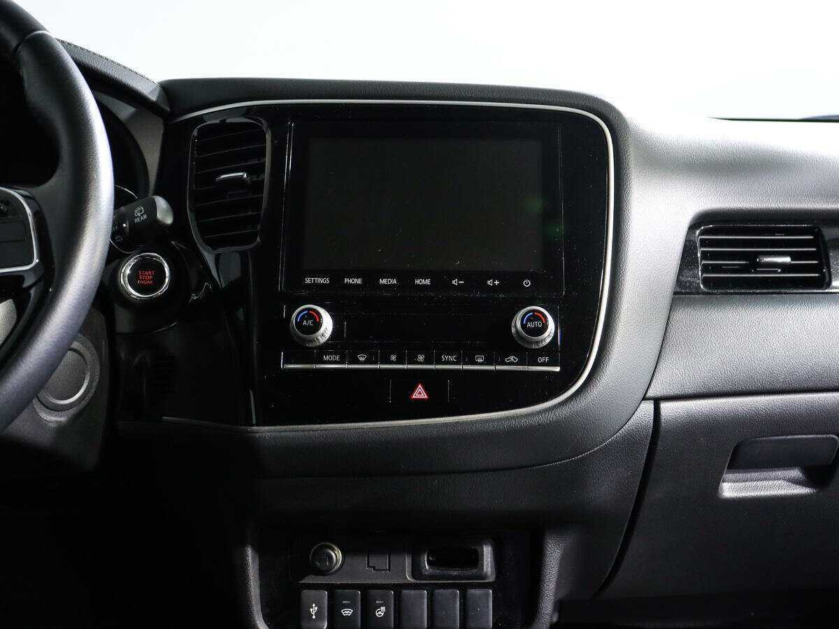 Mitsubishi Outlander 2021 года с пробегом. Фото: #10
