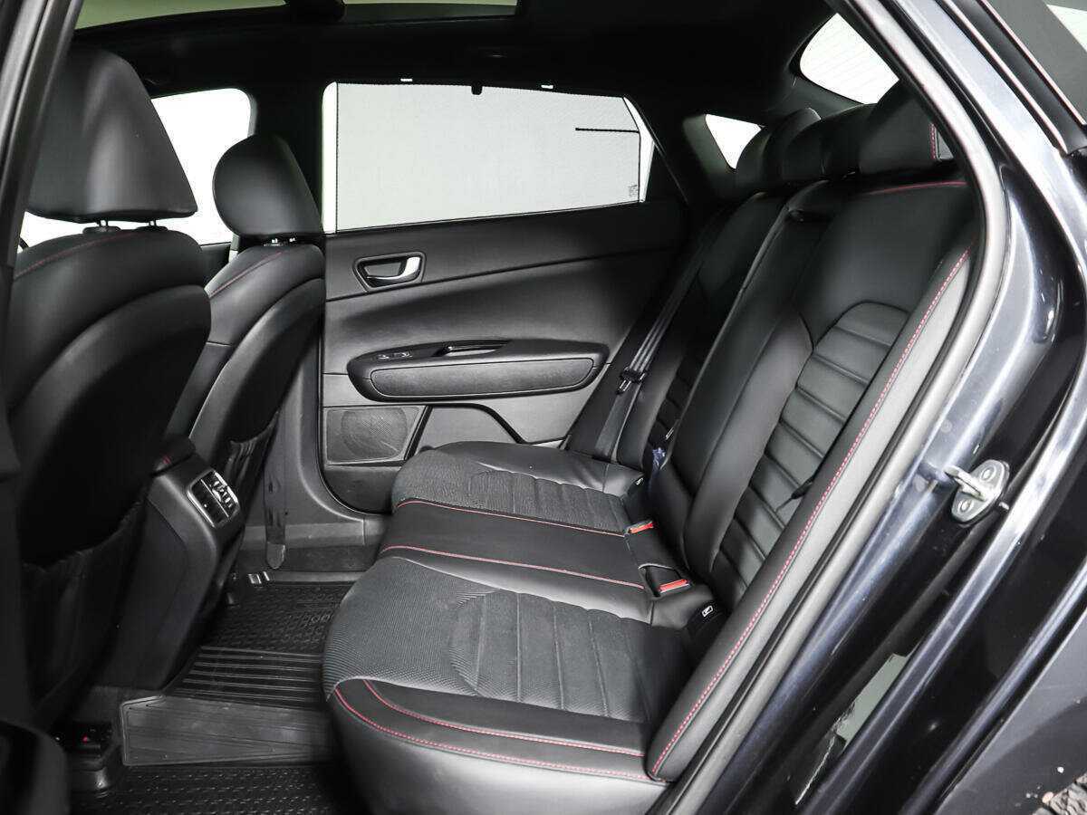 Kia Optima 2018 года с пробегом. Фото: #9