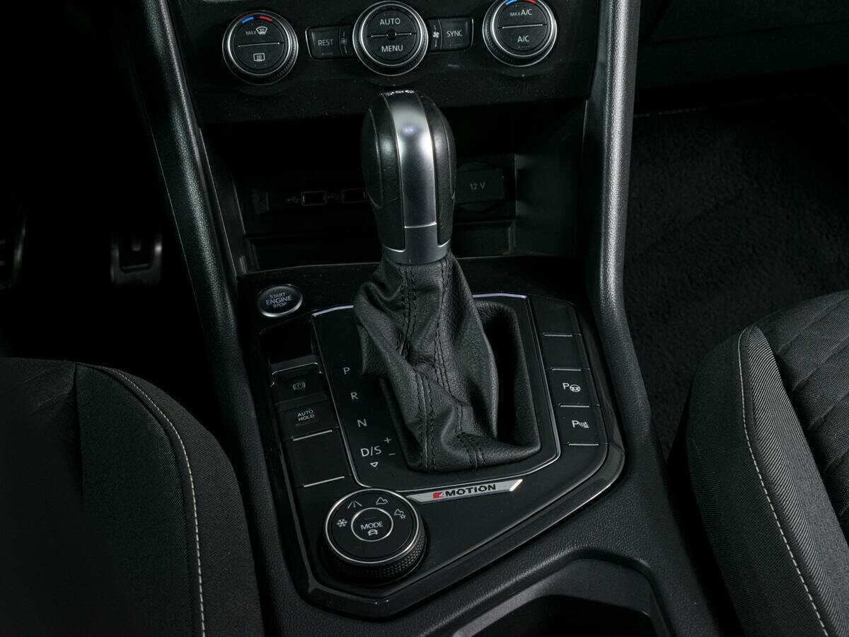 Volkswagen Tiguan 2018 года с пробегом. Фото: #15