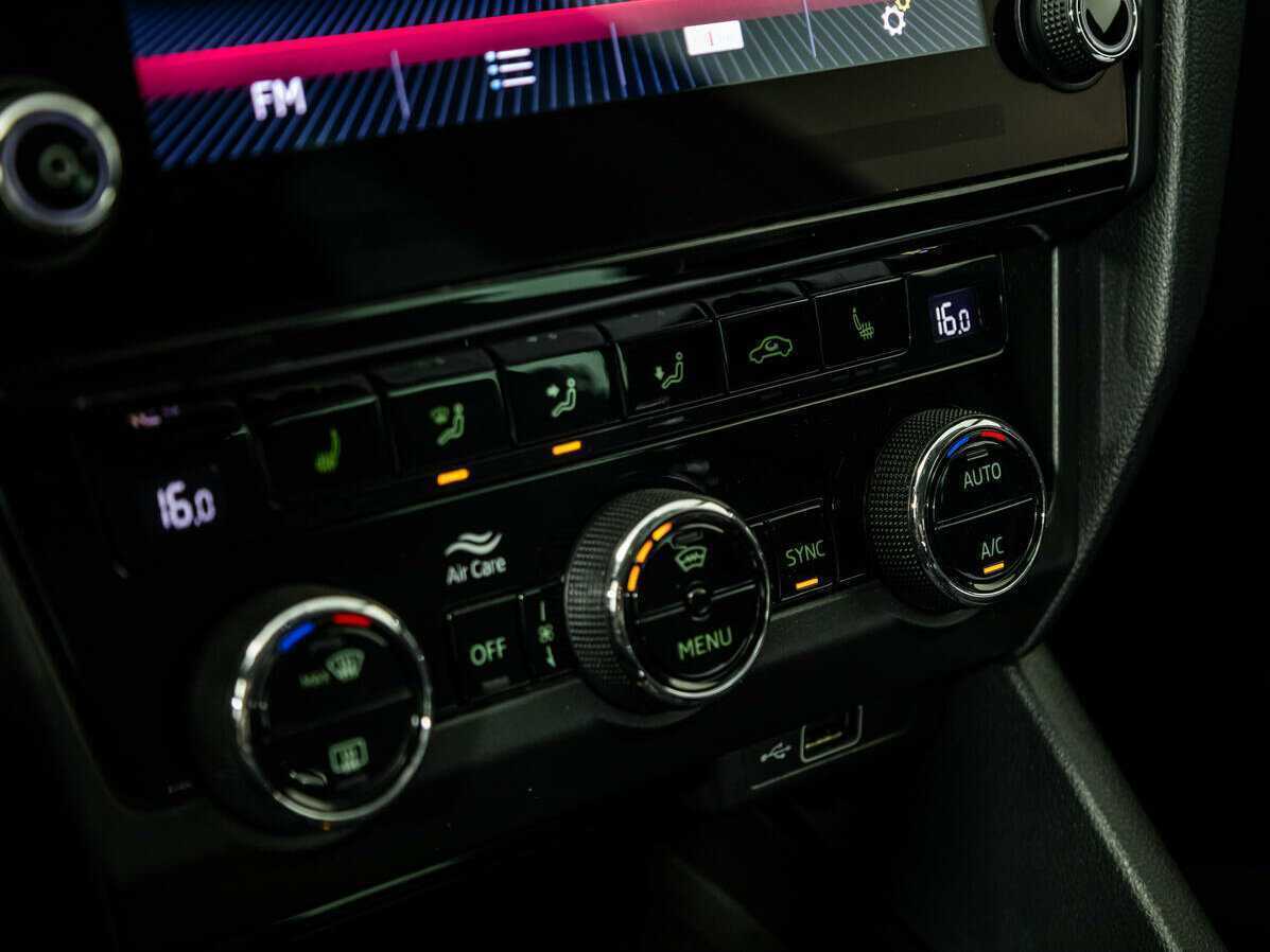 Skoda Octavia 2019 года с пробегом. Фото: #17