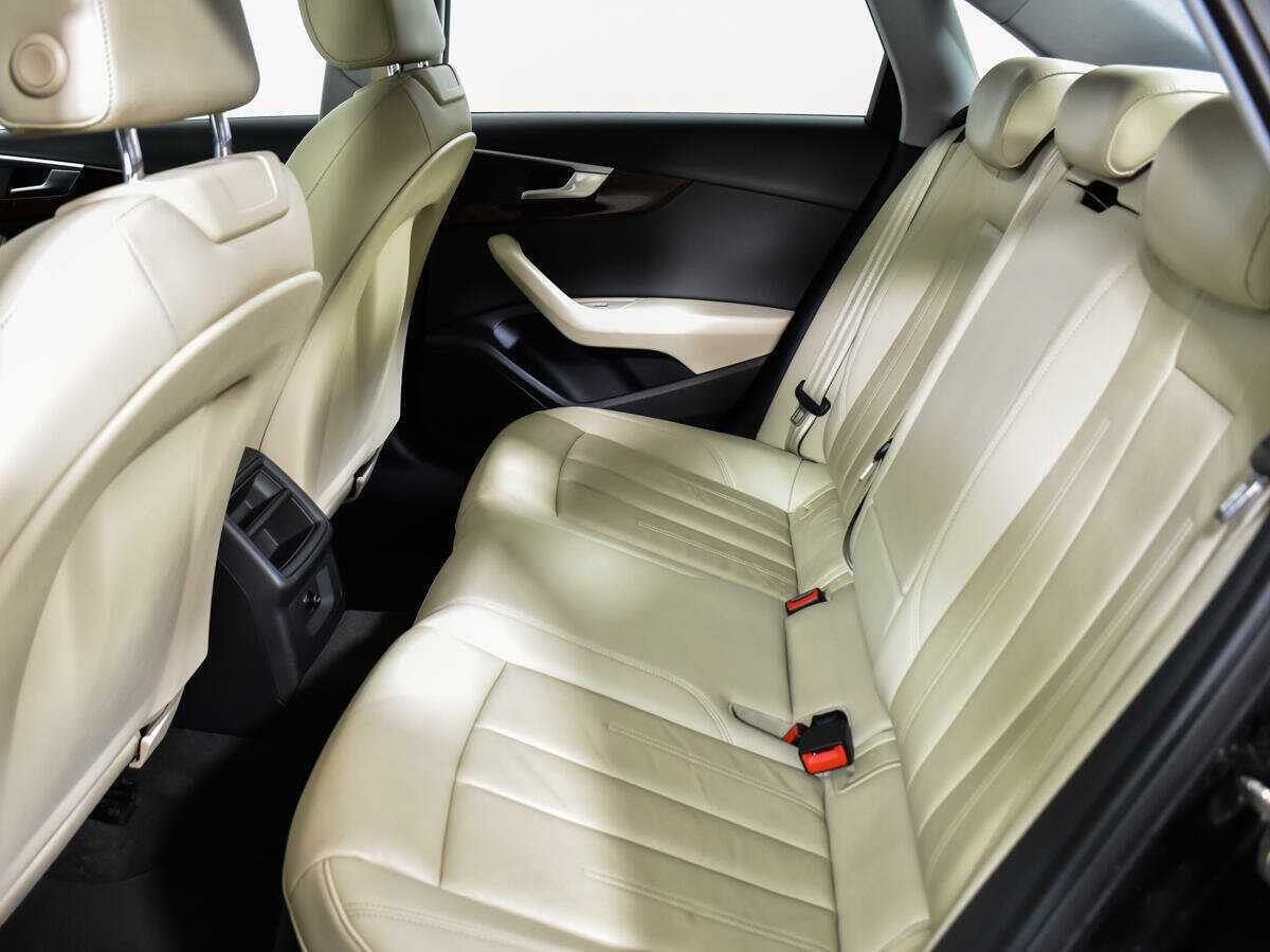 Audi A4 2015 года с пробегом. Фото: #8