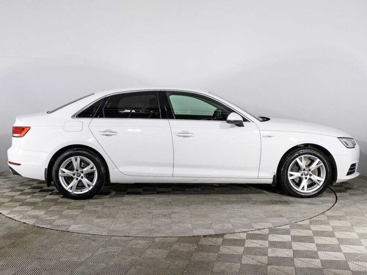 Audi A4 2016 года с пробегом. Фото: #3
