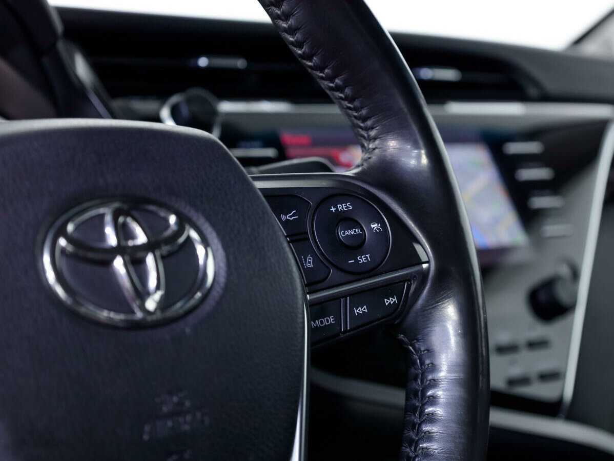 Toyota Camry 2019 года с пробегом. Фото: #22