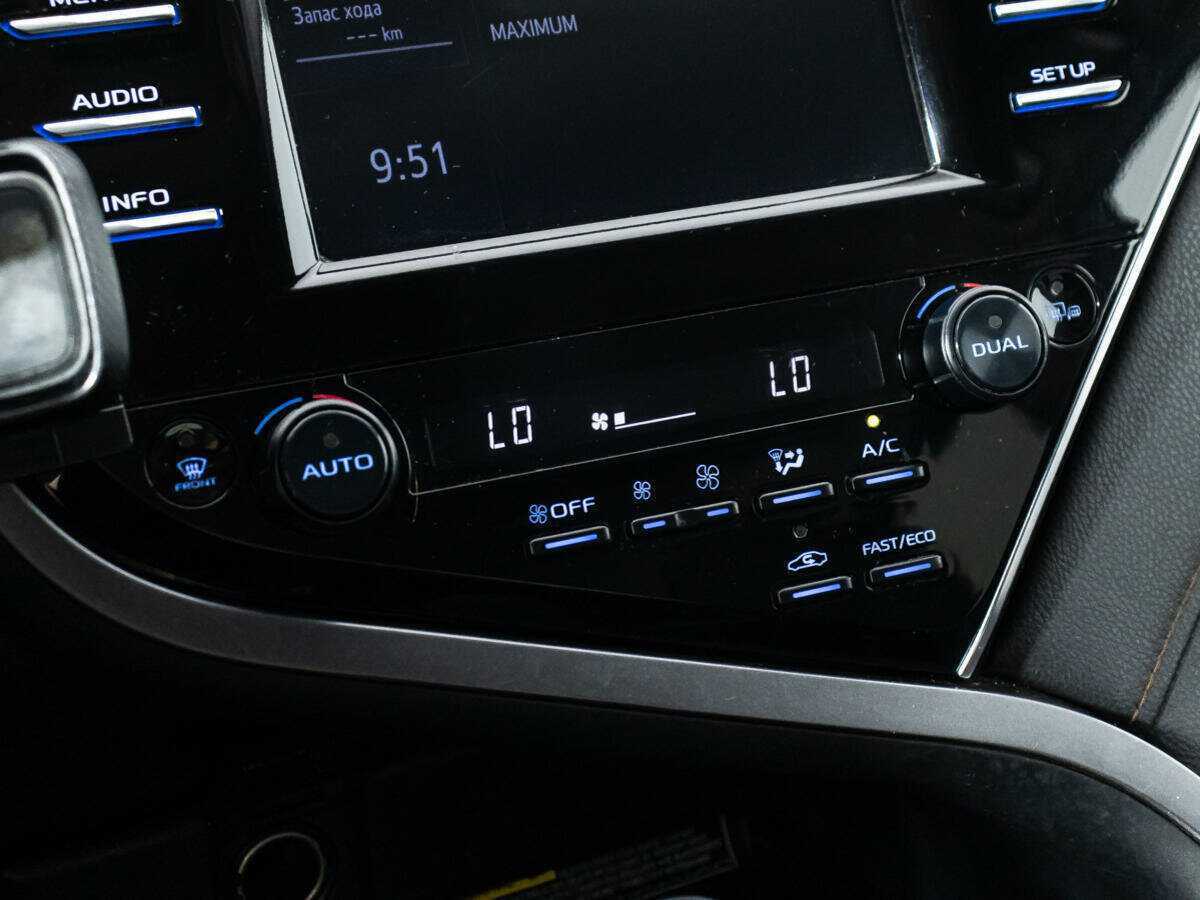 Toyota Camry 2019 года с пробегом. Фото: #15