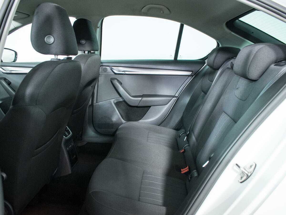 Skoda Octavia 2018 года с пробегом. Фото: #9