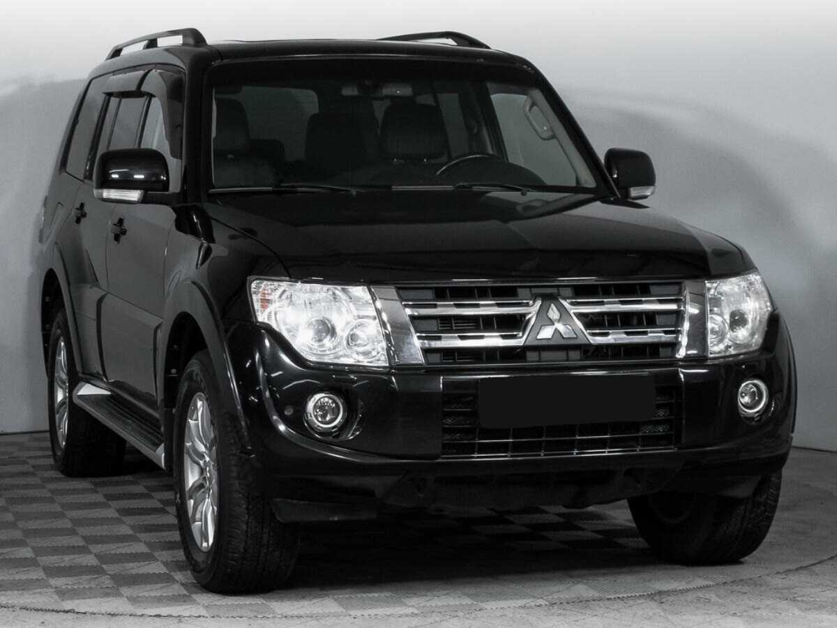Mitsubishi Pajero 2014 года с пробегом. Фото: #2
