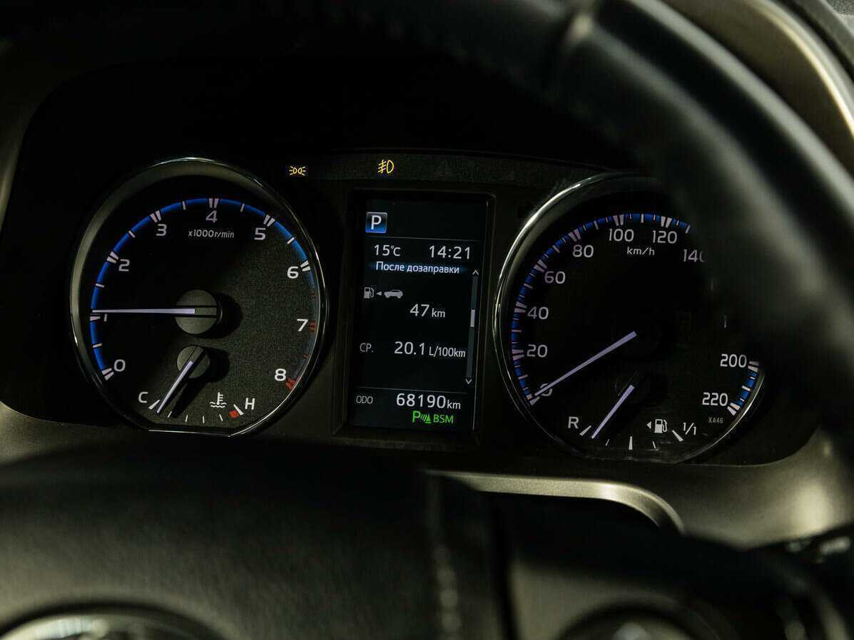 Toyota RAV4 2015 года с пробегом. Фото: #11