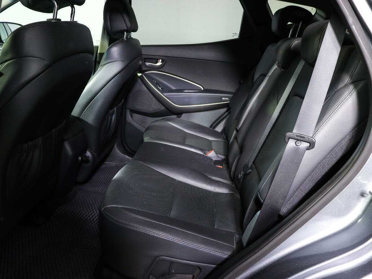 Hyundai Santa Fe 2018 года с пробегом. Фото: #9