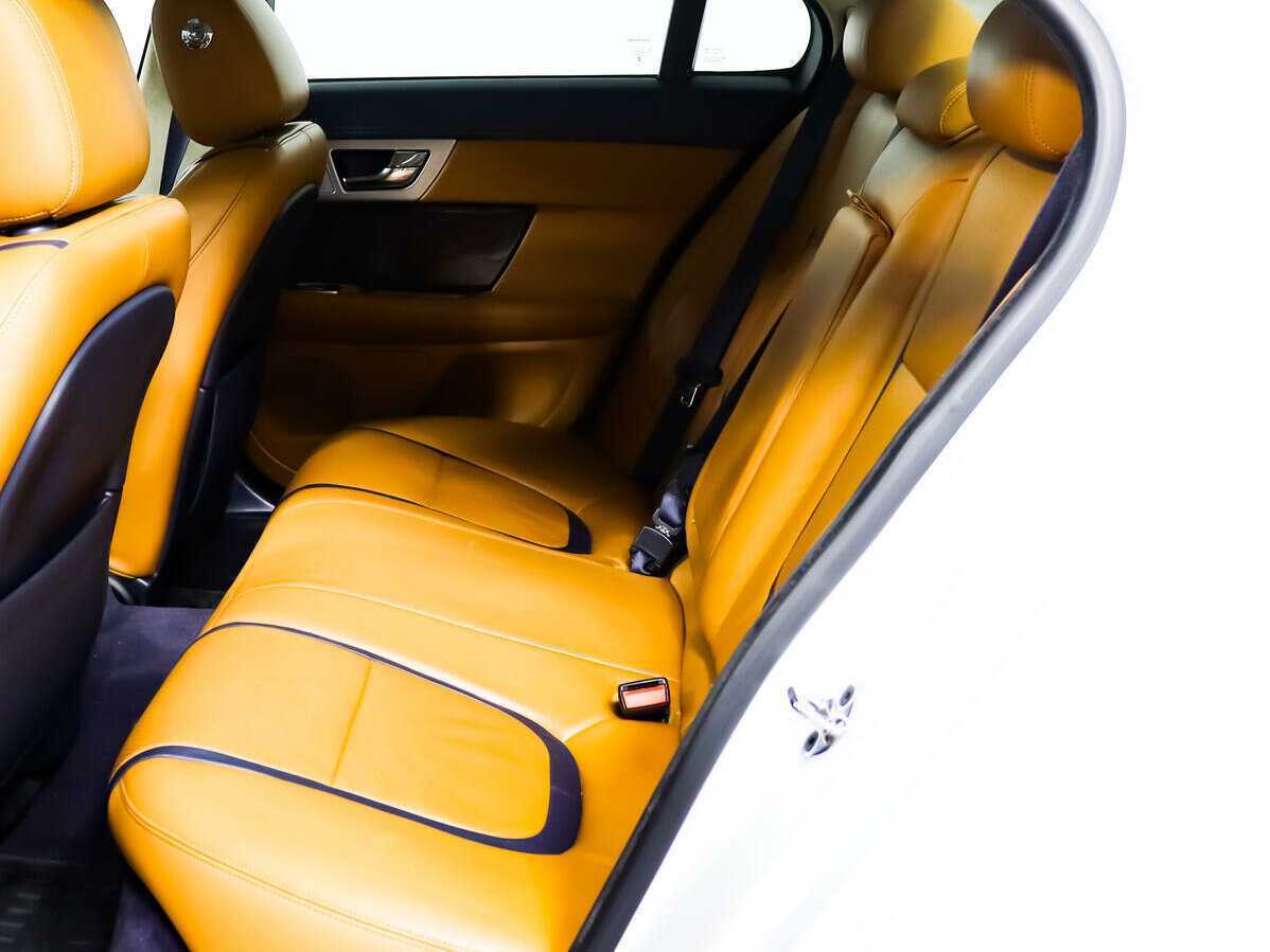 Jaguar XF 2012 года с пробегом. Фото: #9