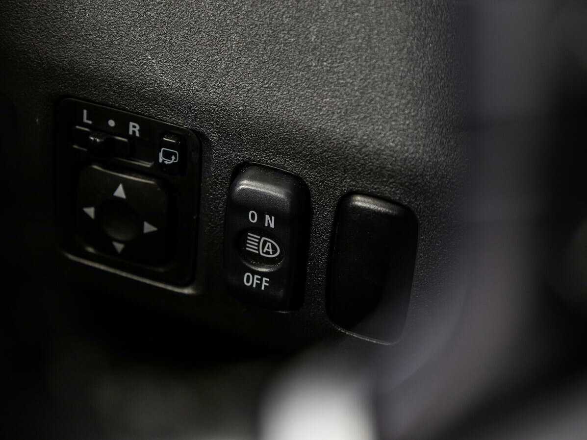 Mitsubishi Pajero 2017 года с пробегом. Фото: #16