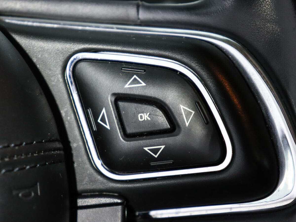 Jaguar XJ 2014 года с пробегом. Фото: #26