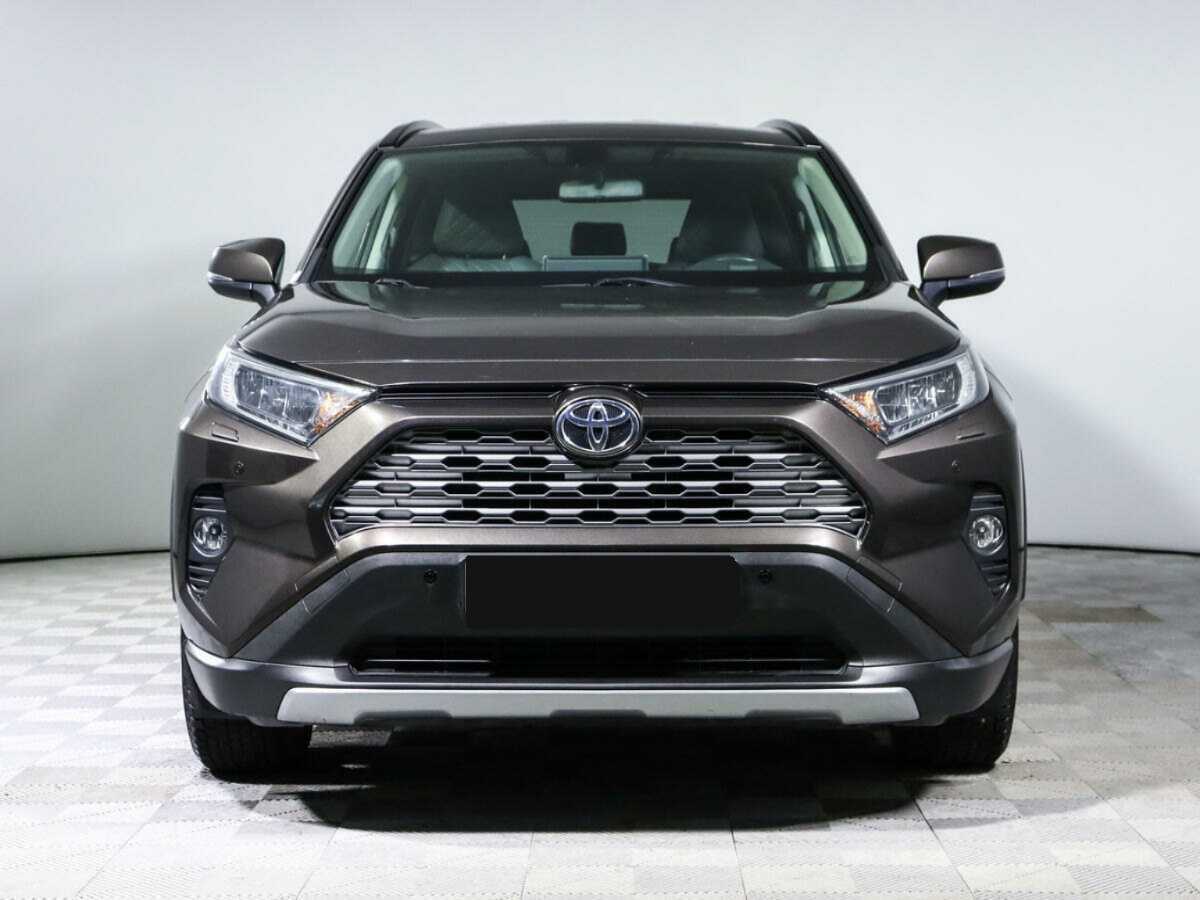 Toyota RAV4 2019 года с пробегом. Фото: #1
